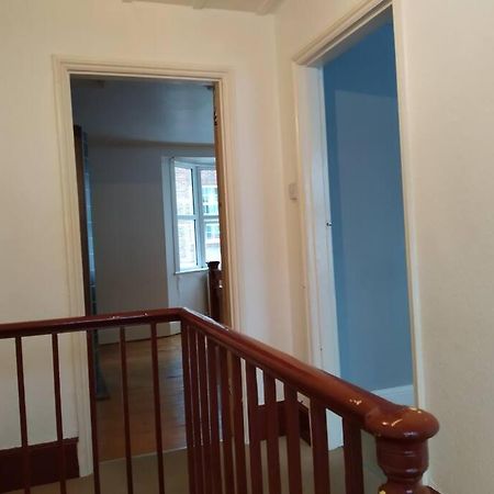 Spacious 2 Bed Maisonette Near Town, That Sleeps 6 Hove Extérieur photo