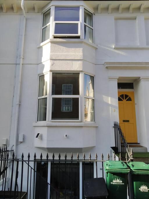Spacious 2 Bed Maisonette Near Town, That Sleeps 6 Hove Extérieur photo